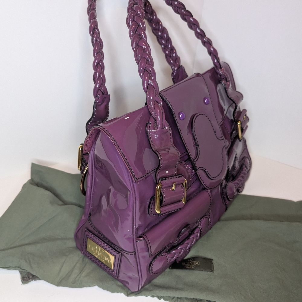 Valentino Garavani Histoire Patent leather large in Plum (purple) shoulder bag